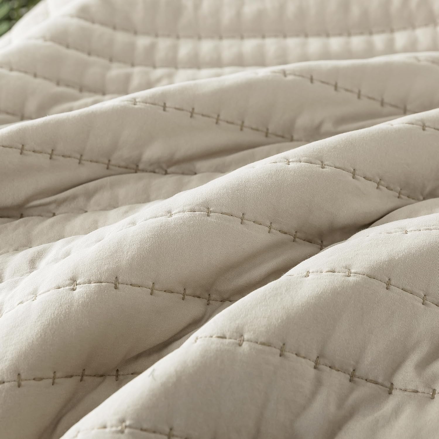 ROARINGWILD Neutral Beige Queen Quilt Set with 2 Pillow Shams