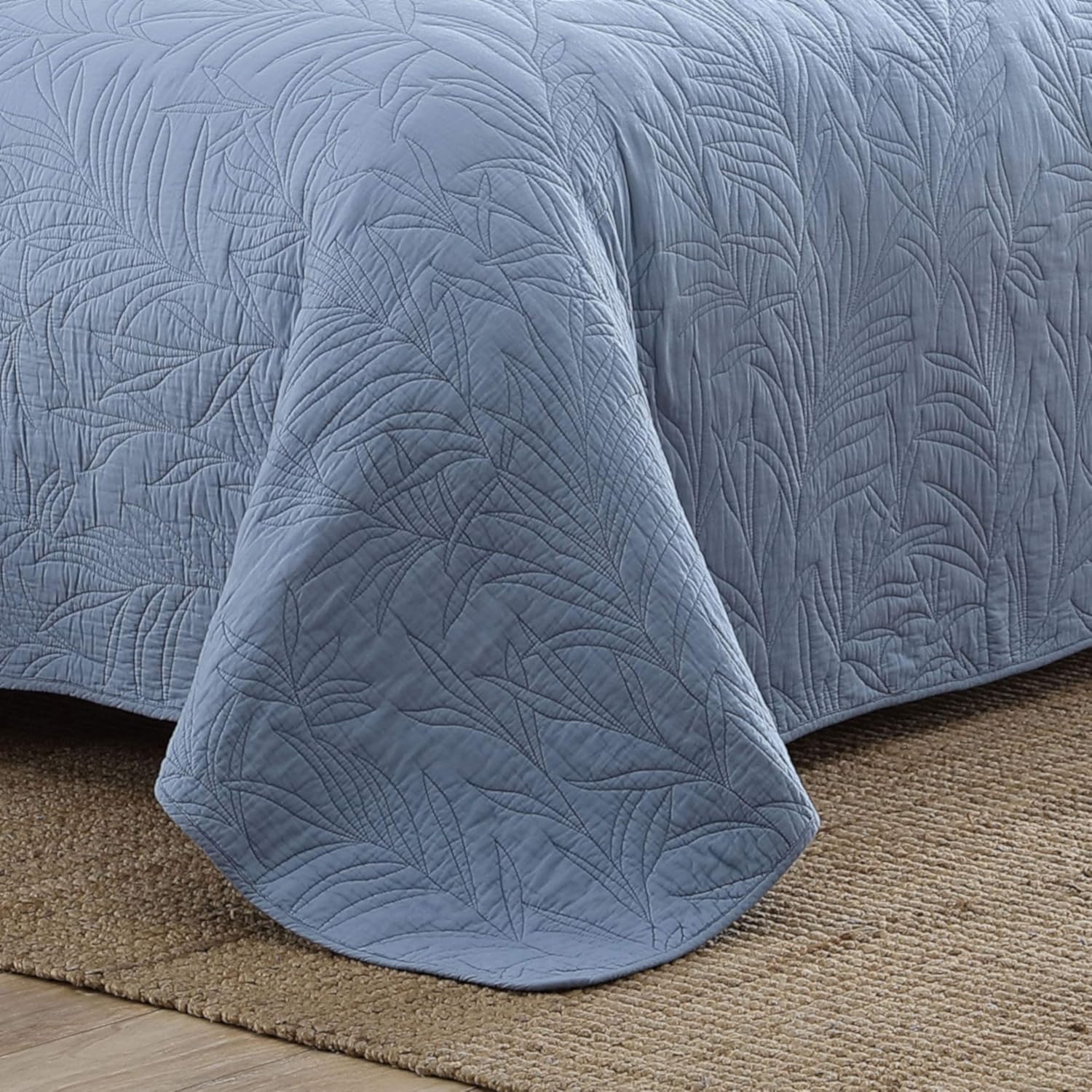 Tommy Bahama Soft Breathable Quilt Bedspread Twin Blue