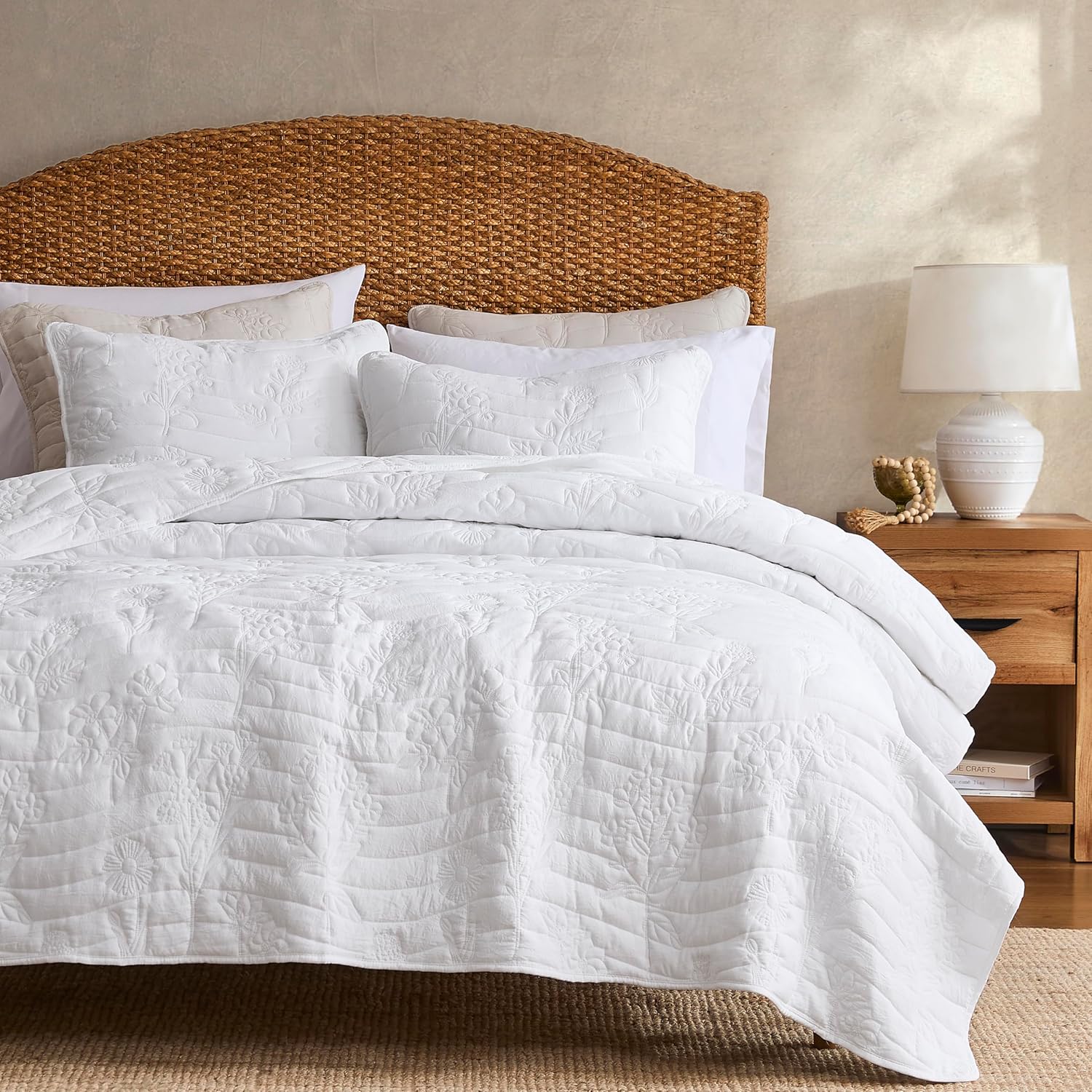 RSHARE Rustic Floral King Size Quilt Set