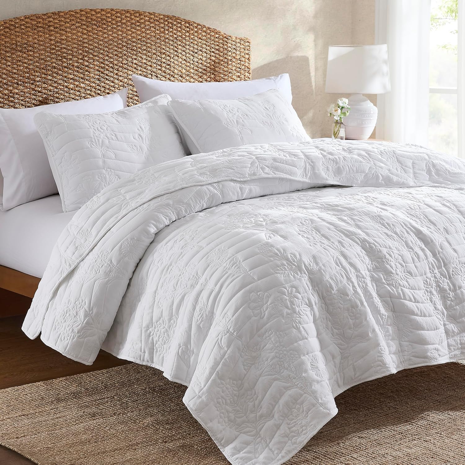 RSHARE Rustic Floral King Size Quilt Set