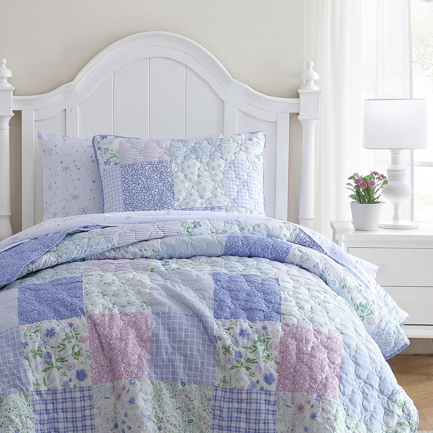 Laura Ashley Kids Full Quilt Set - Parker Patchwork Purple 1