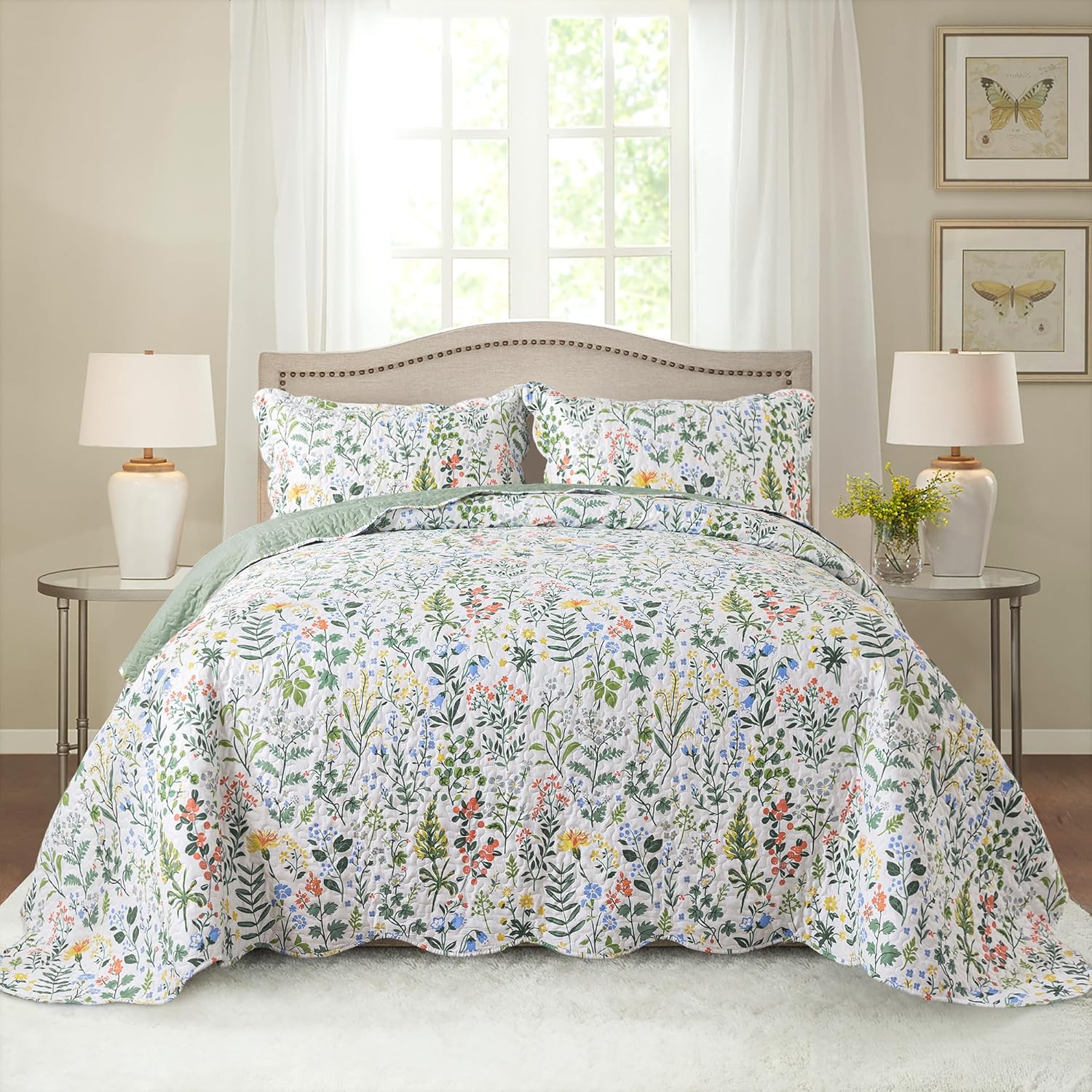 HoneiLife Queen Quilt Set - 3 Piece Lightweight Floral Bedding