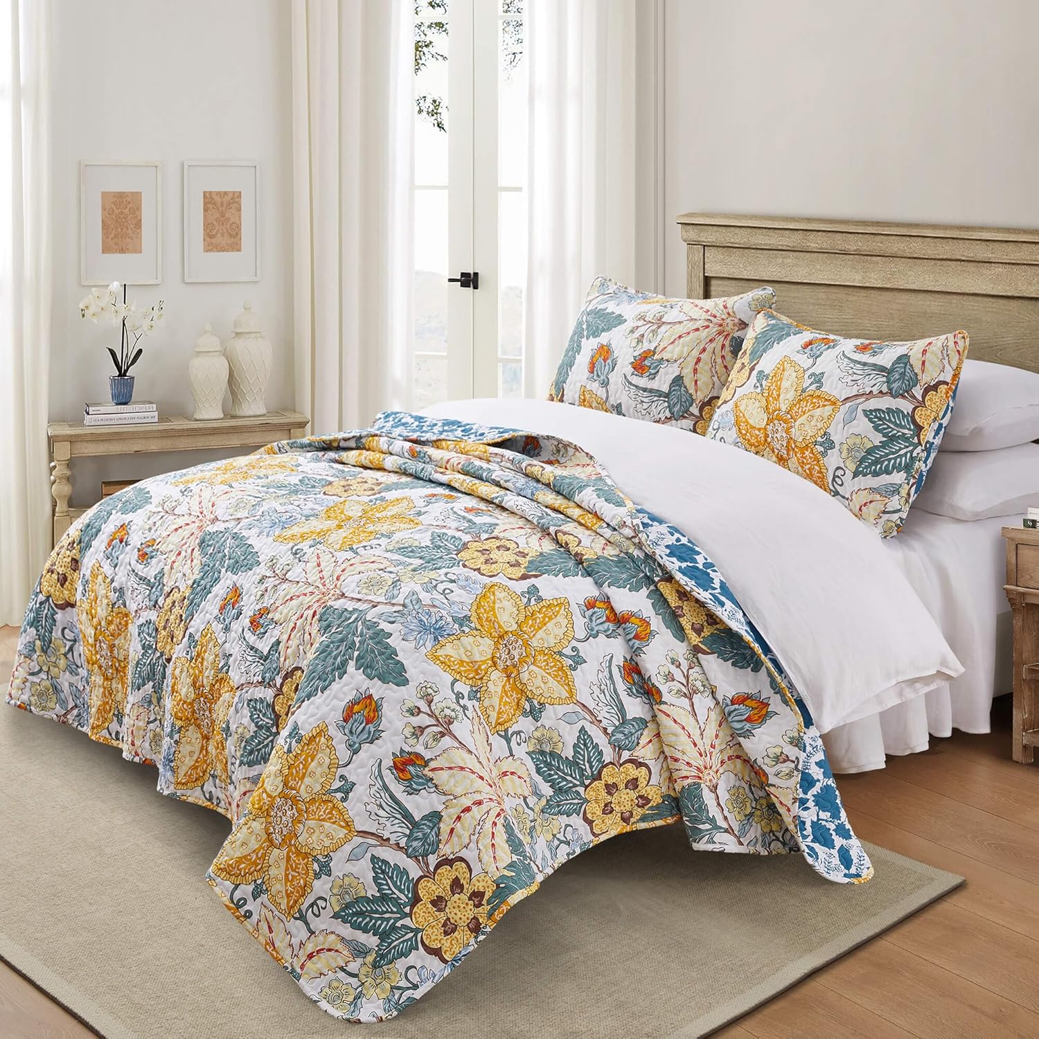 Bonlino Queen Size Floral Quilt Bedding Set