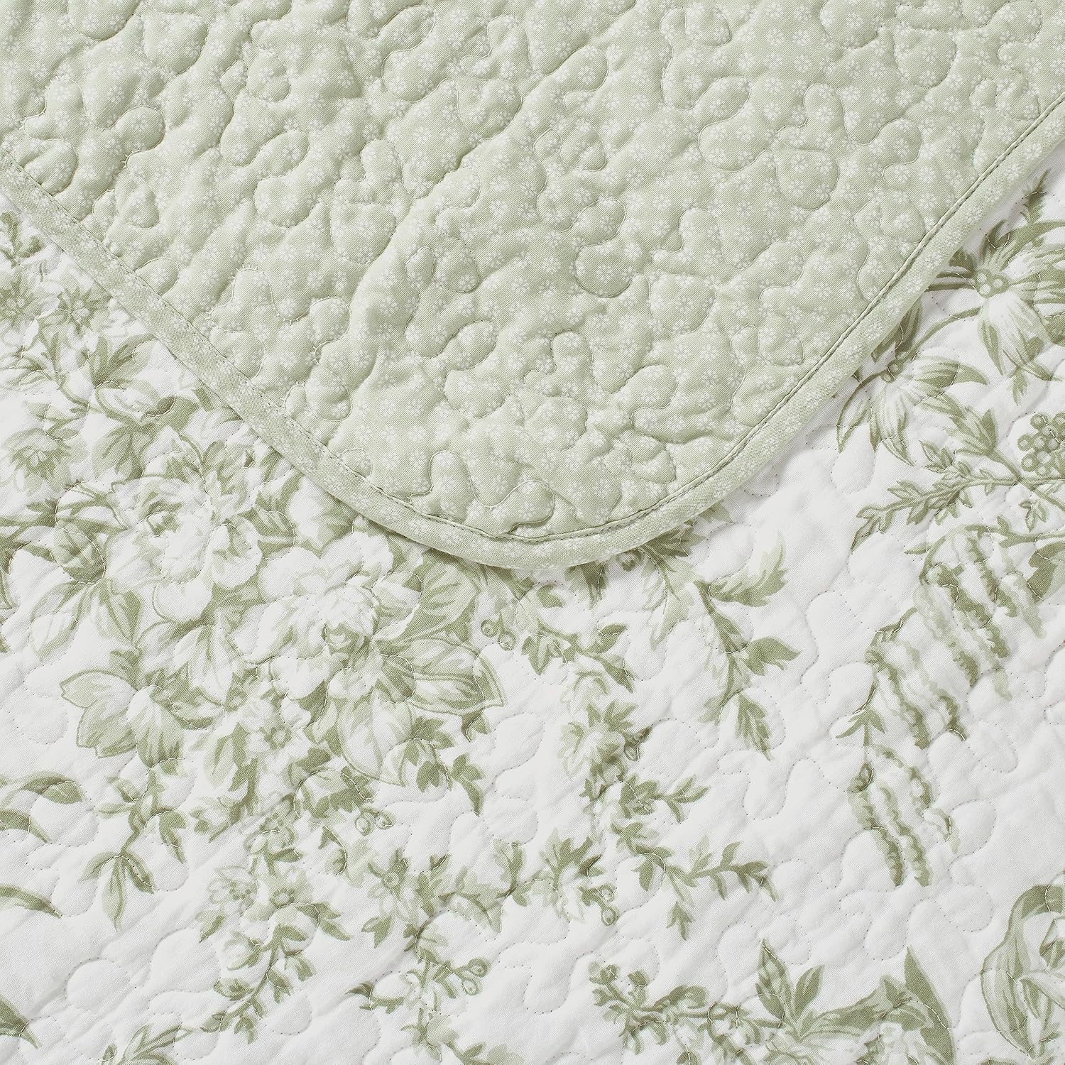 Laura Ashley Twin Quilt Set Reversible Cotton Bedding with Matching Sham