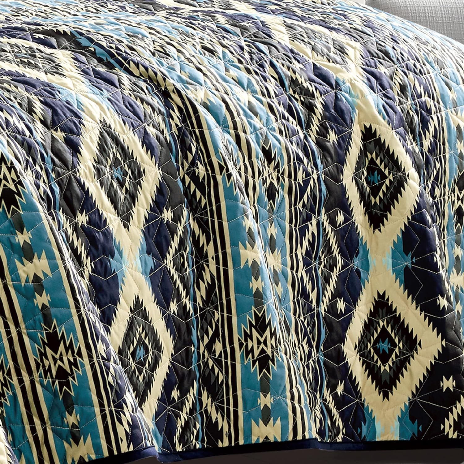 ESCA 3-Piece Black Bedspread Set King Size Navajo Quilt