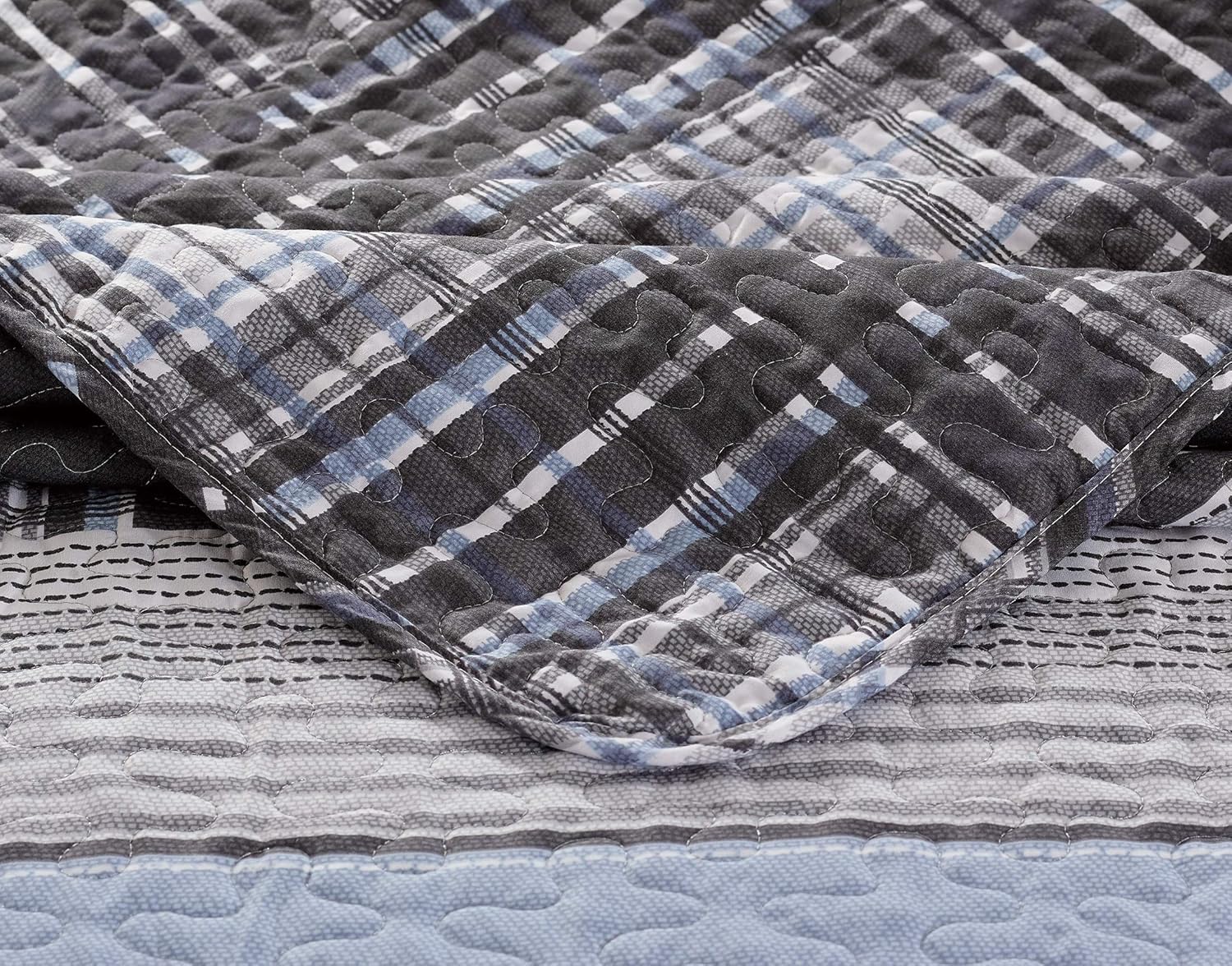 Luxury Home 2 Piece Reversible Quilt Set 1