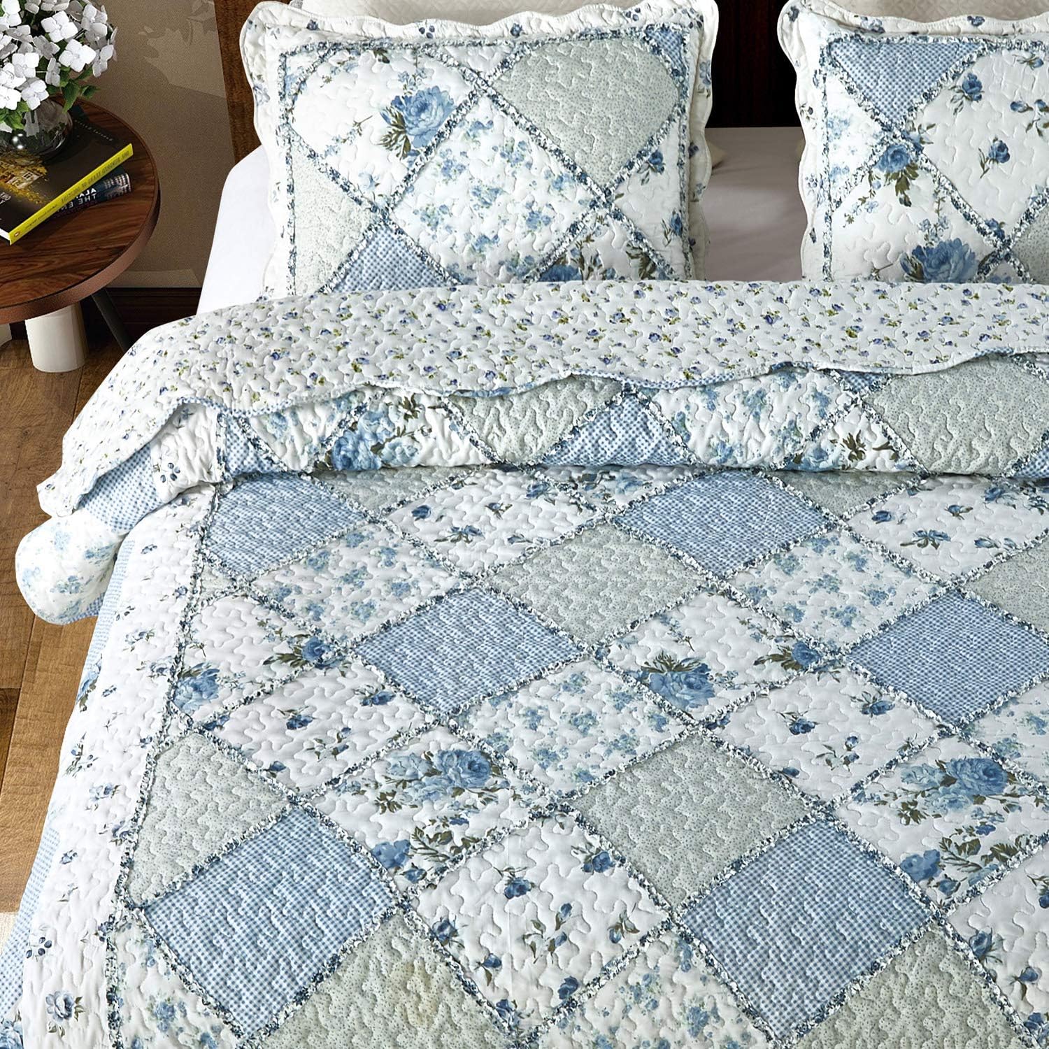 VIVILINEN Blue Floral Patchwork Quilt Set King Size Reversible