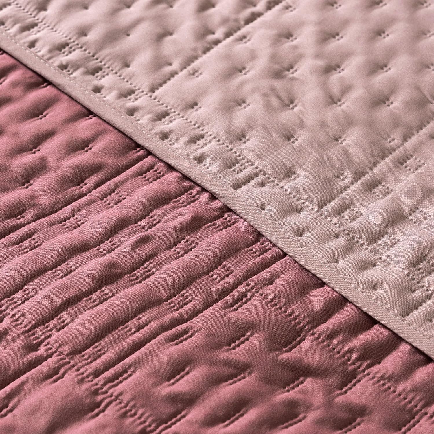 Queen Comforter Novo Blush Bedding Reversible Lightweight Quilt