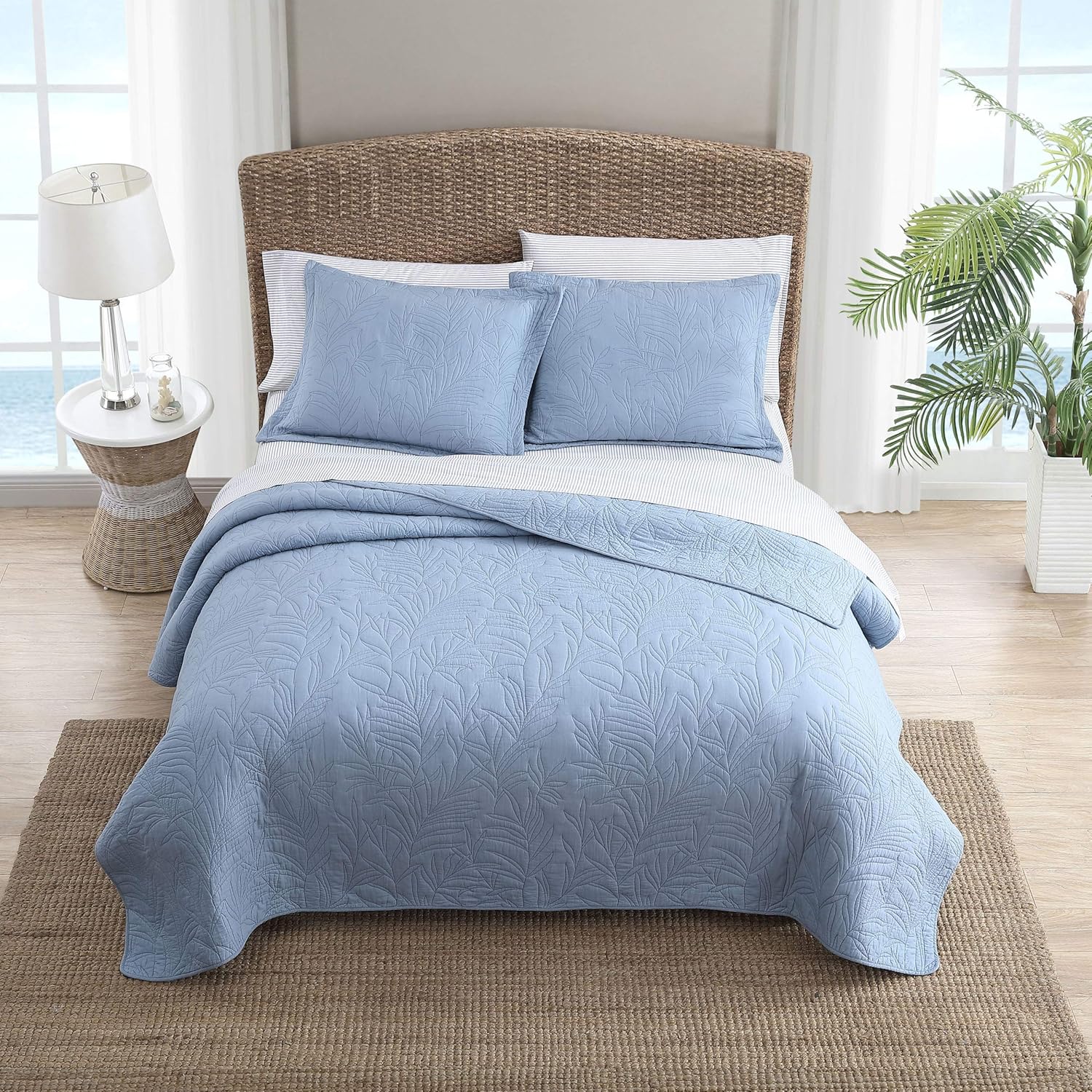 Tommy Bahama Soft Breathable Quilt Bedspread Twin Blue