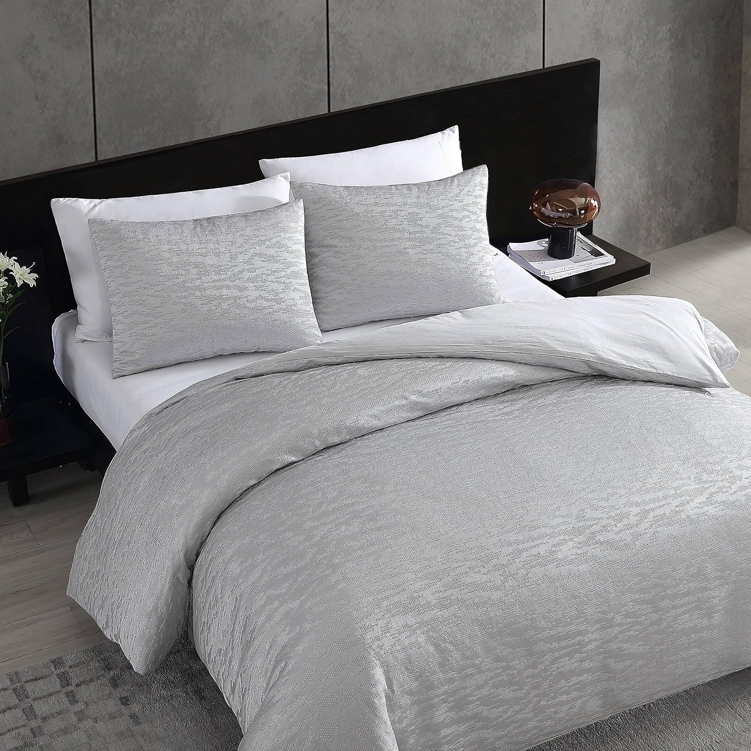 Vera Wang Queen Duvet Cover Set - Illusion Grey