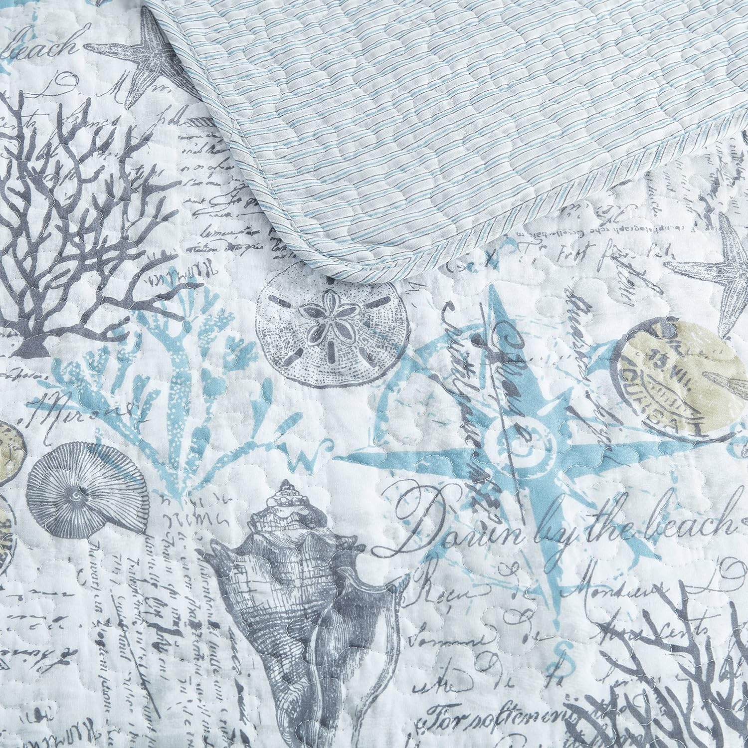 Tommy Bahama Queen Quilt Set Reversible Cotton Bedding with Shams Beach Bliss Grey