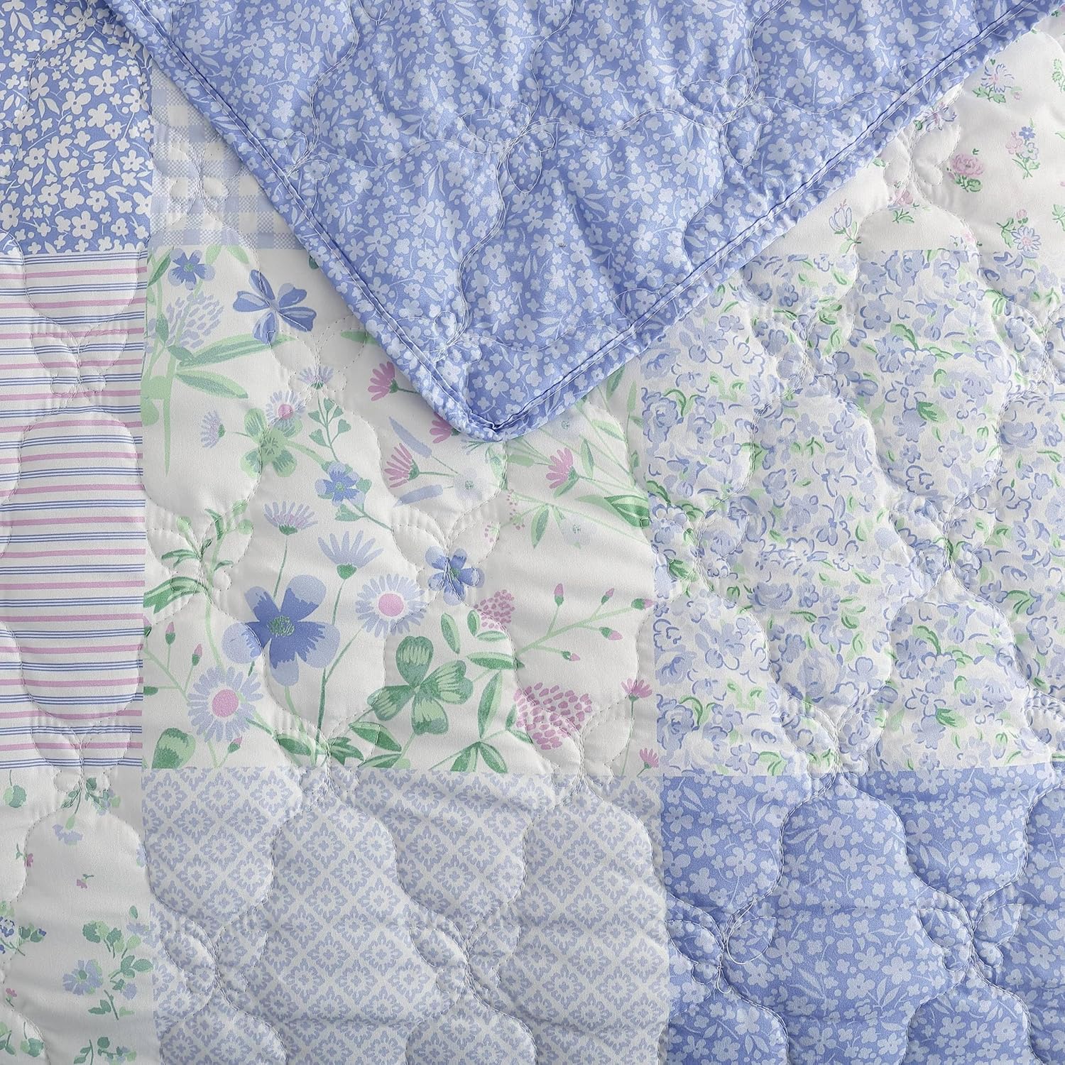 Laura Ashley Kids Full Quilt Set - Parker Patchwork Purple 1